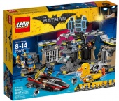 Конструктор LEGO Batman Movie Нападение на Бэтпещеру